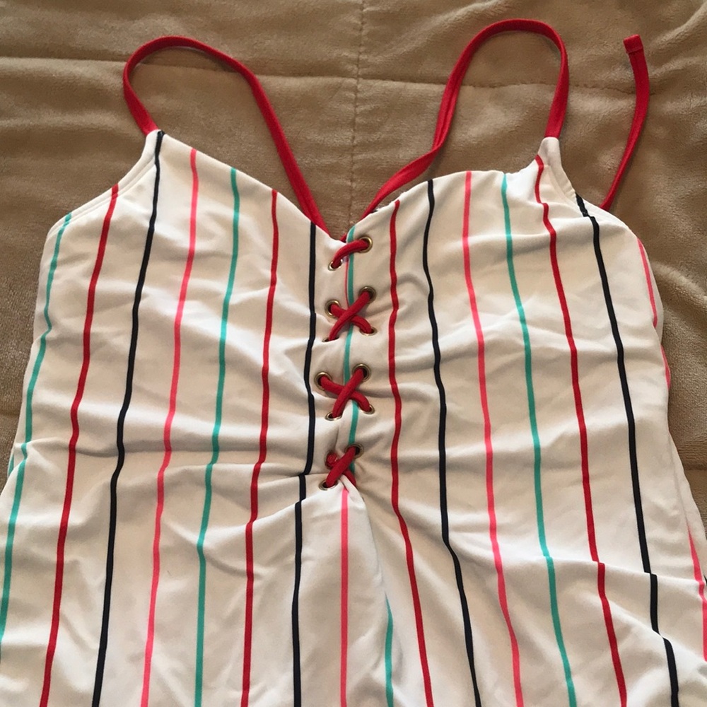Women’s XL Xhilaration bathing suit
